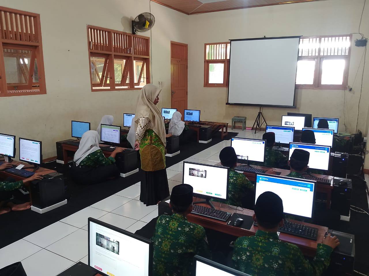 Potret Keseriusan Siswa dalam Pelaksanaan Asesmen Nasional Berbasis Komputer (ANBK)